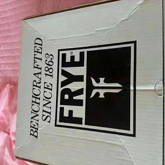 Frye Courtney Lace-Up Boots- size 7 - Picture 10 of 12